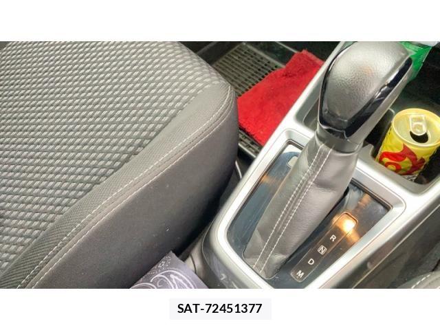 Suzuki SWIFT 2017-11 8038602-22