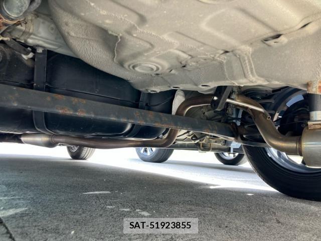 Suzuki SWIFT 2014-05 8038606-20