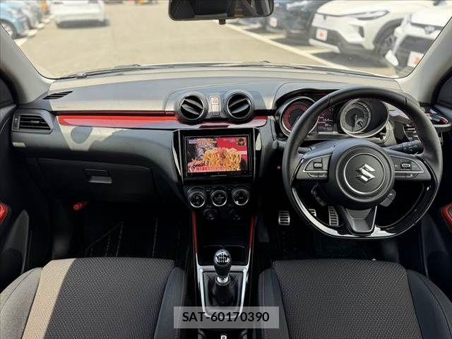 Suzuki SWIFT 2023-04 8038587-1