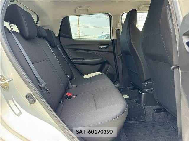 Suzuki SWIFT 2023-04 8038587-19