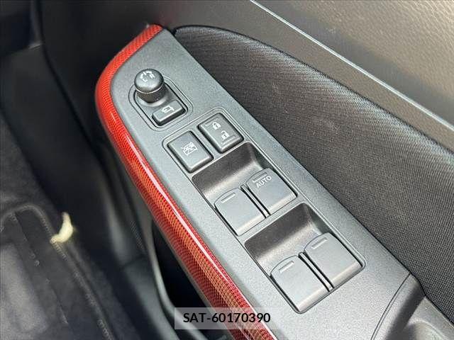Suzuki SWIFT 2023-04 8038587-24