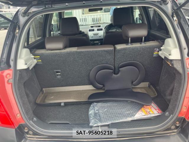 Suzuki SWIFT 2009-09 8038608-11