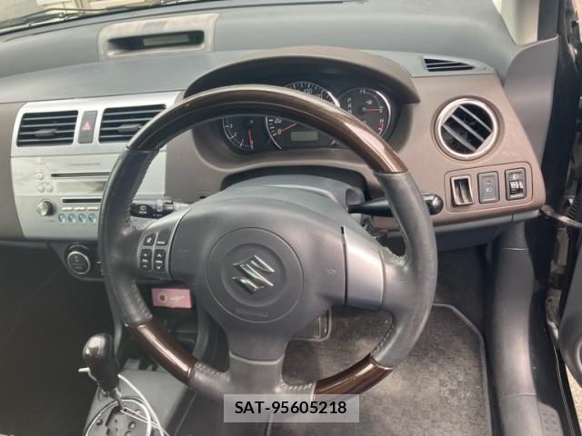 Suzuki SWIFT 2009-09 8038608-12