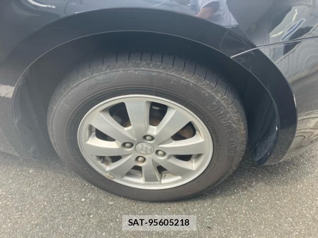 Suzuki SWIFT 2009-09 8038608-4
