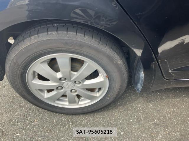 Suzuki SWIFT 2009-09 8038608-5