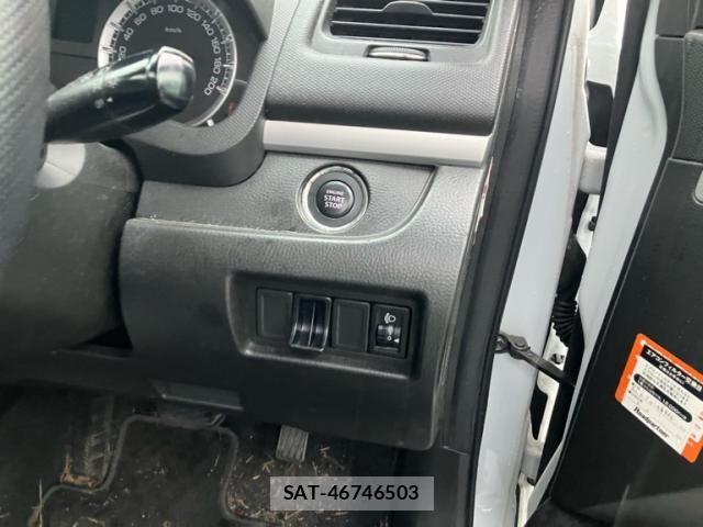 Suzuki SWIFT 2012-05 8038613-19