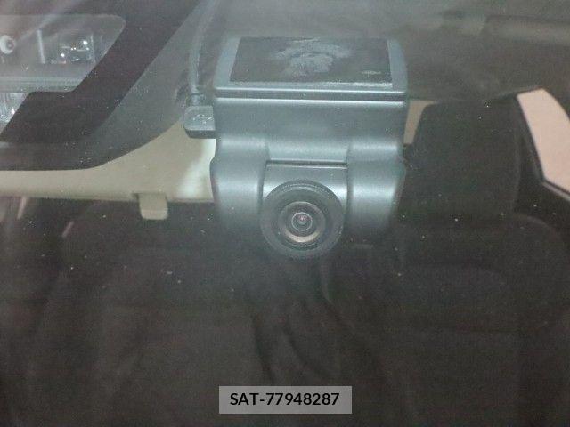 Suzuki SWIFT 2017-10 8038591-13
