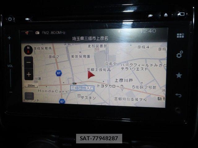 Suzuki SWIFT 2017-10 8038591-14