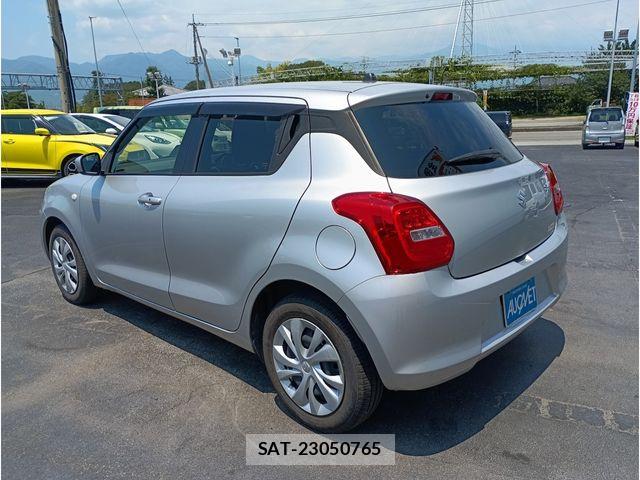 Suzuki SWIFT 2019-02 8038592-5