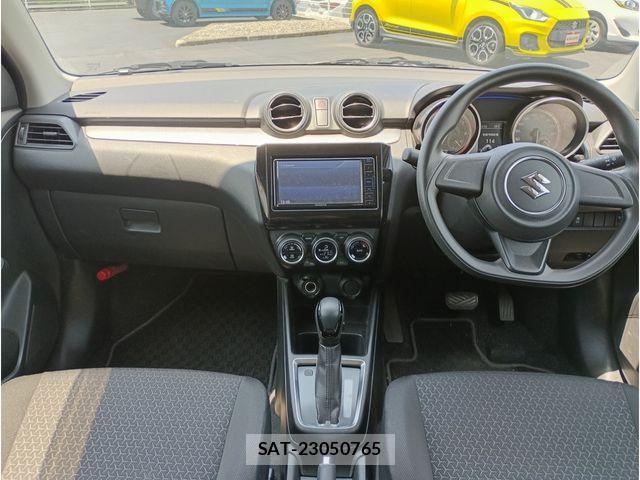 Suzuki SWIFT 2019-02 8038592-6