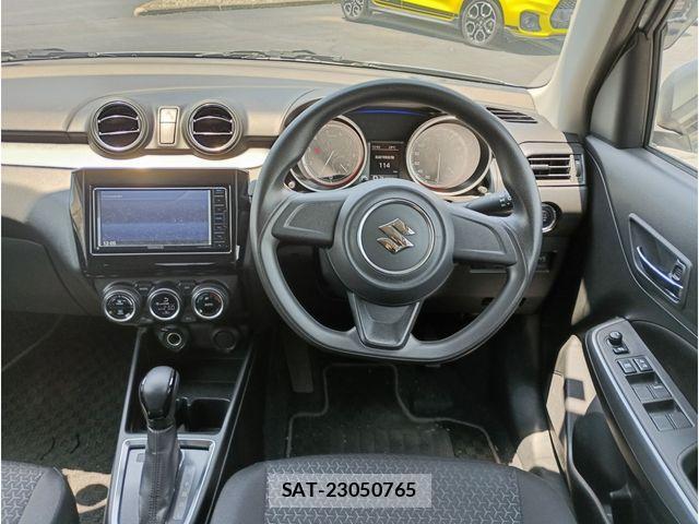 Suzuki SWIFT 2019-02 8038592-7