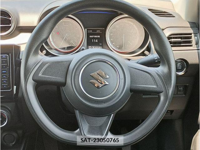 Suzuki SWIFT 2019-02 8038592-8