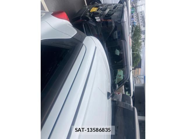 Suzuki SWIFT 2018-01 8038599-14