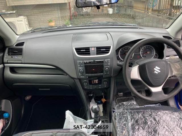 Suzuki SWIFT 2012-11 8038609-15
