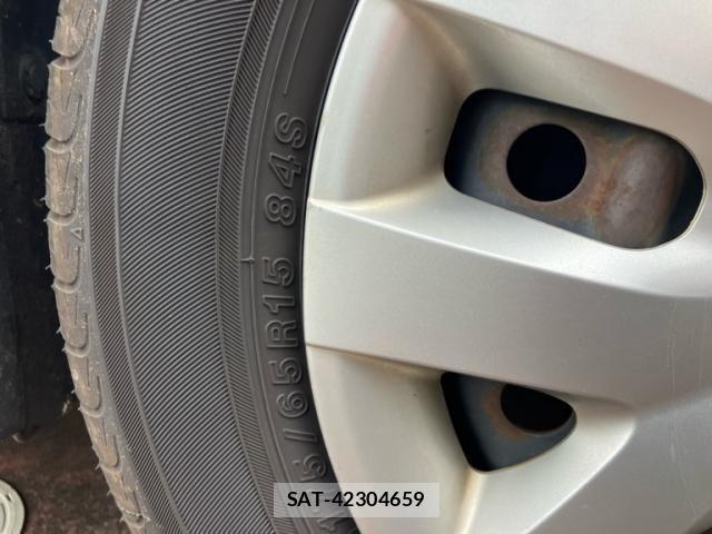 Suzuki SWIFT 2012-11 8038609-4