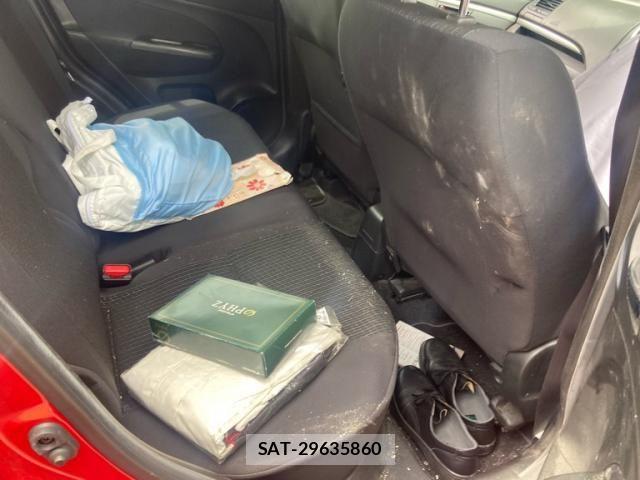 Suzuki SWIFT 2014-01 8038607-8