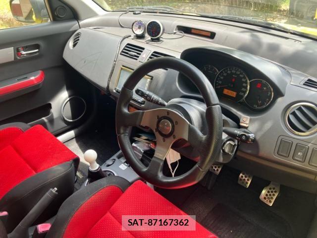 Suzuki SWIFT 2006-01 8038601-13