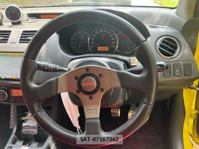 Suzuki SWIFT 2006-01 8038601-14