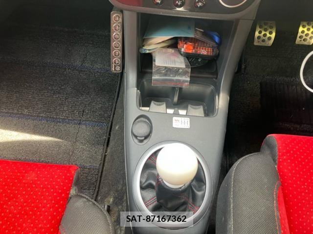 Suzuki SWIFT 2006-01 8038601-18
