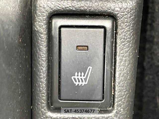 Suzuki SWIFT 2021-10 8075810-4