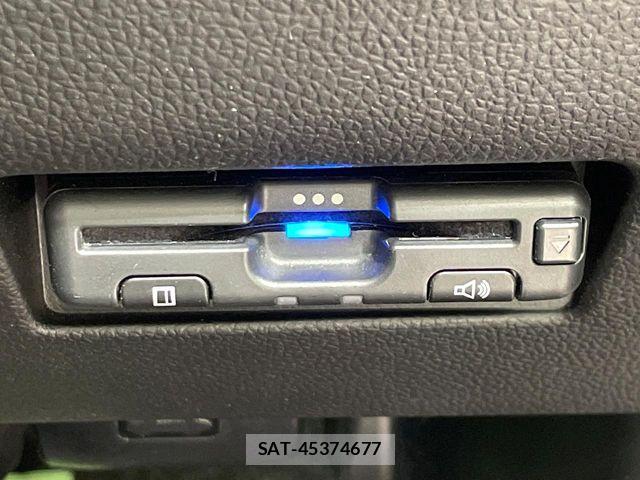Suzuki SWIFT 2021-10 8075810-6