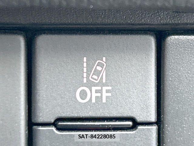 Suzuki SWIFT 2021-03 8075809-8