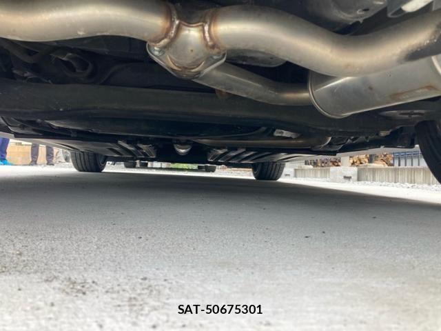Suzuki SWIFT 2023-03 8075805-6