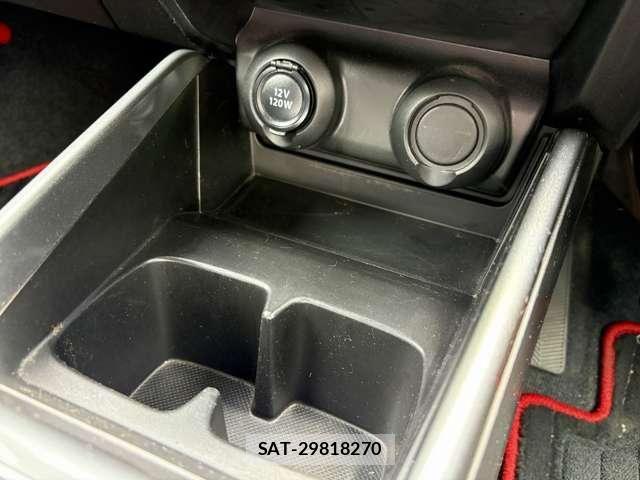 Suzuki SWIFT 2018-06 8075812-13