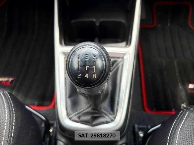 Suzuki SWIFT 2018-06 8075812-14