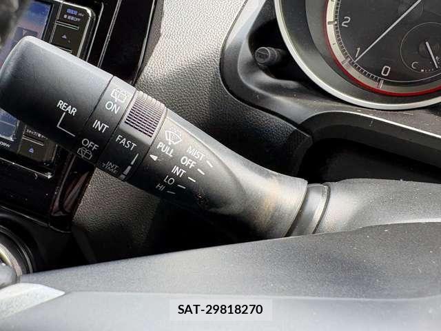 Suzuki SWIFT 2018-06 8075812-18