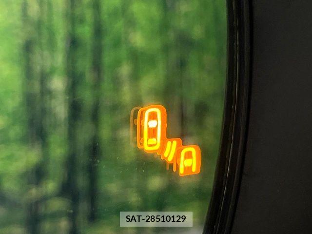 Suzuki SWIFT 2023-07 8075803-4