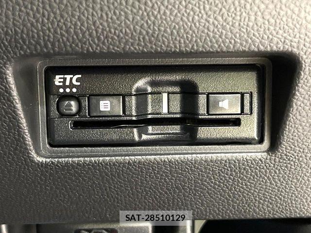 Suzuki SWIFT 2023-07 8075803-6