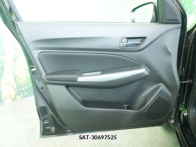 Suzuki SWIFT 2023-06 8075811-24