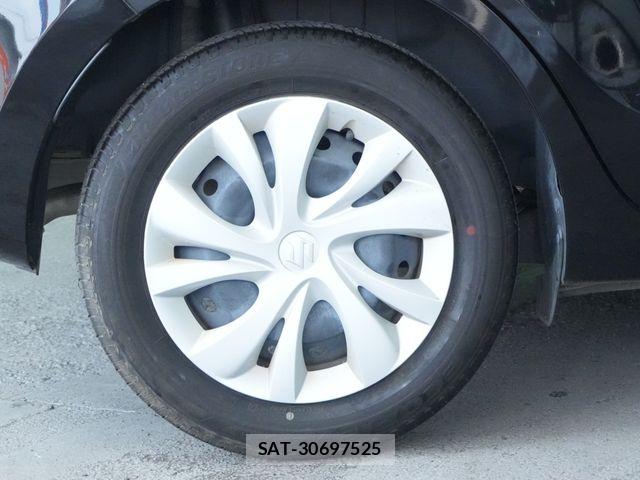 Suzuki SWIFT 2023-06 8075811-29