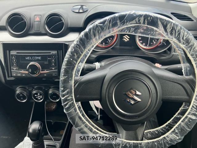Suzuki SWIFT 2017-12 8075815-18