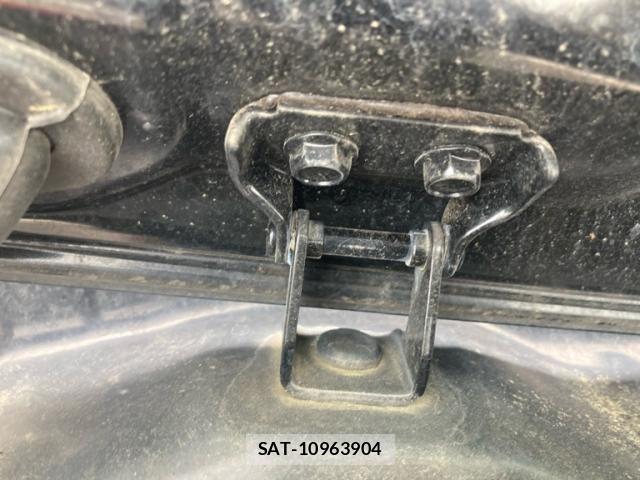 Suzuki SWIFT 2015-09 8075816-15