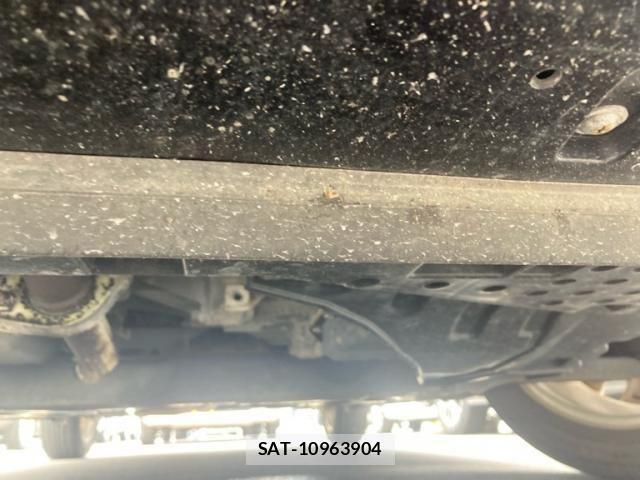 Suzuki SWIFT 2015-09 8075816-4
