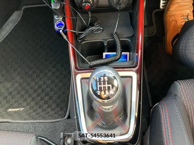 Suzuki SWIFT 2023-01 8075807-19