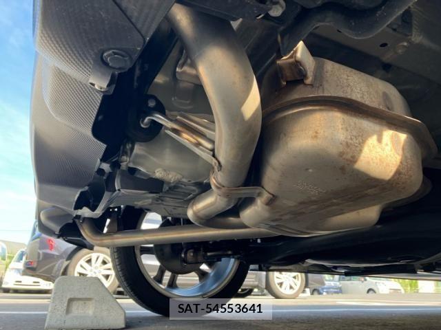 Suzuki SWIFT 2023-01 8075807-4