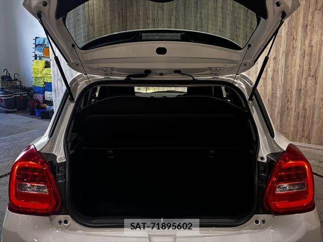 Suzuki SWIFT 2020-12 8075806-9