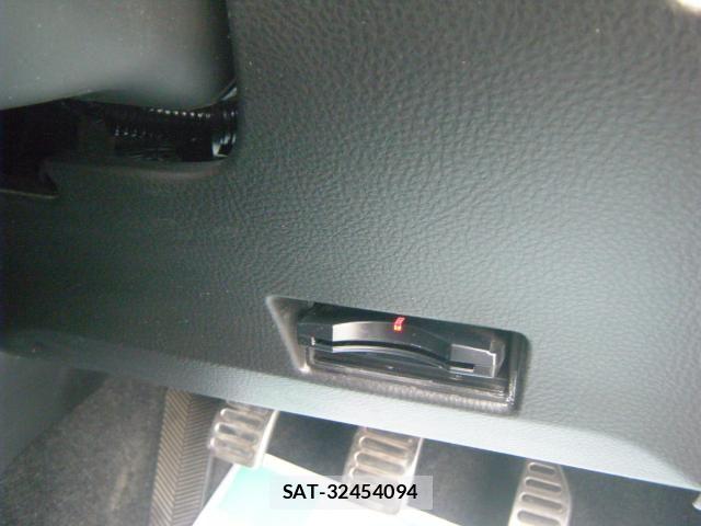 Suzuki SWIFT 2016-10 8102158-12