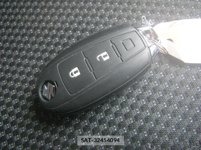 Suzuki SWIFT 2016-10 8102158-18