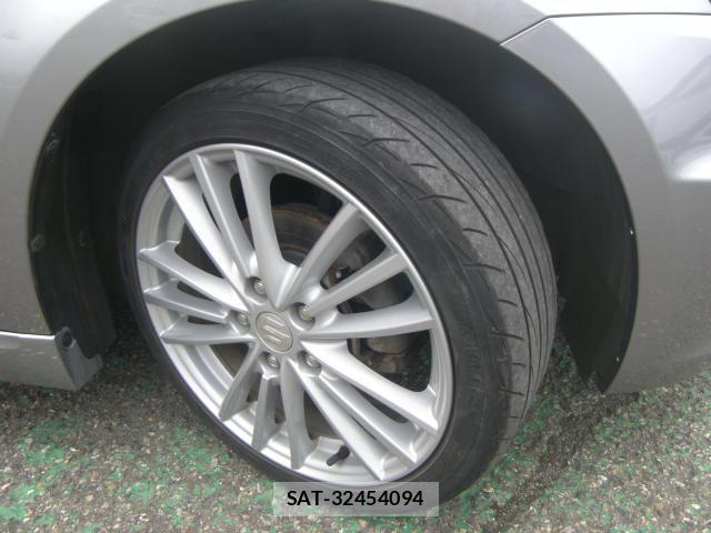 Suzuki SWIFT 2016-10 8102158-21