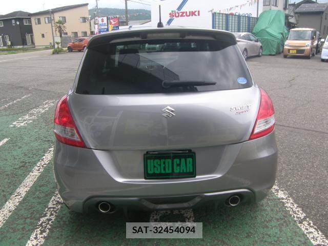 Suzuki SWIFT 2016-10 8102158-4
