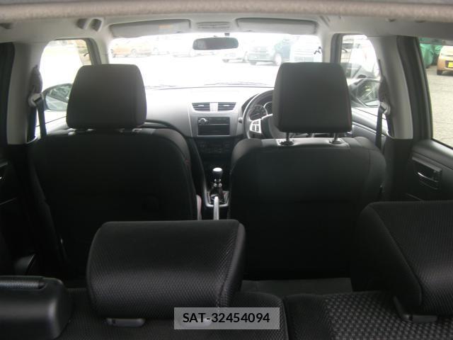 Suzuki SWIFT 2016-10 8102158-6