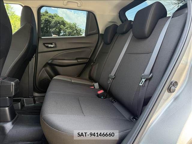 Suzuki SWIFT 2025-01 8102148-9