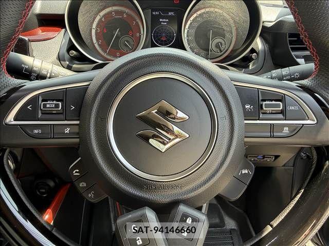 Suzuki SWIFT 2025-01 8102148-17