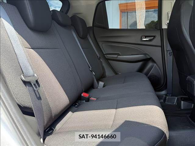 Suzuki SWIFT 2025-01 8102148-25