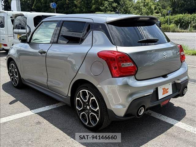 Suzuki SWIFT 2025-01 8102148-7