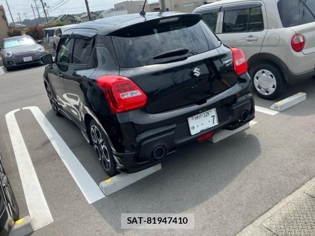 Suzuki SWIFT 2022-06 8102146-2